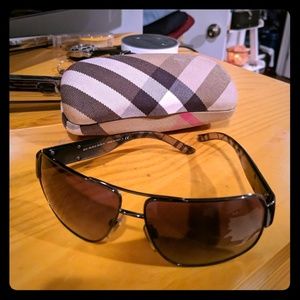 Burberry sunglasses